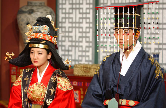 http://www.newswatch247.com/pics/star/pic/ecd2088f95062a231a30f3e548f16a03.jpg