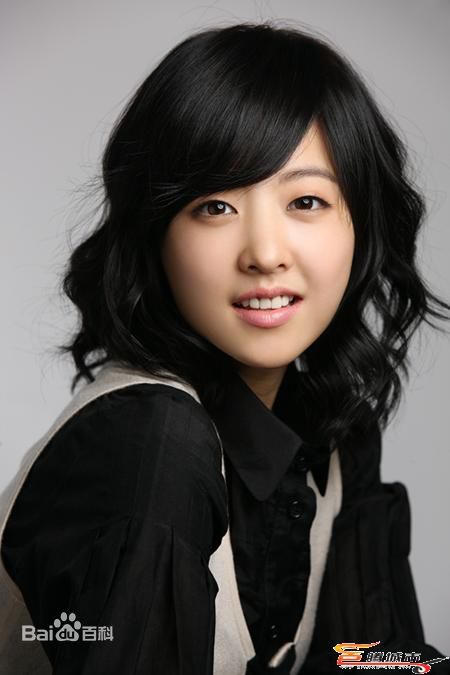 http://www.newswatch247.com/pics/star/pic/ecdecbea131bc3530763f1cb9f8793b9.jpg