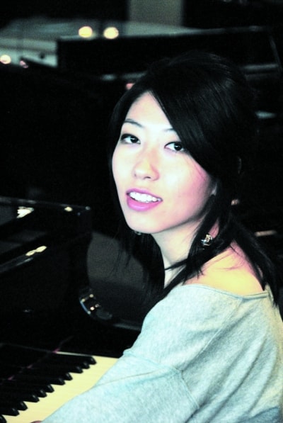 http://www.newswatch247.com/pics/star/pic/ecf8beab8c7d8546053e53761a31cfc8.jpg