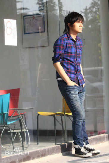 http://www.newswatch247.com/pics/star/pic/ee1951ebf9863748ce65bf090935c9b1.jpg