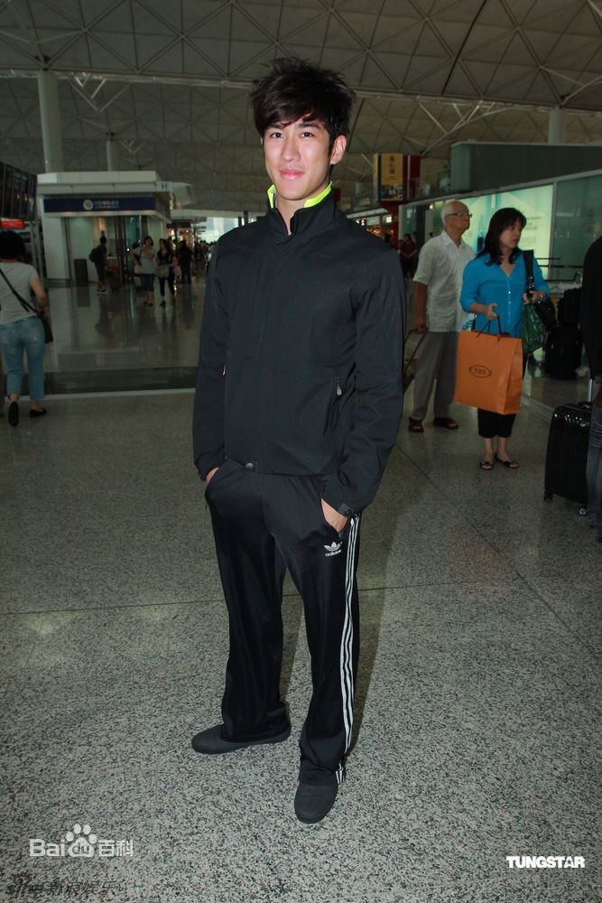 http://www.newswatch247.com/pics/star/pic/ee99724998862ca9b62bae9f4a129669.jpg