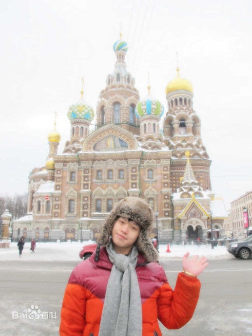 http://www.newswatch247.com/pics/star/pic/eeffd7d31a2f26e70ab732641aabf20a.jpg