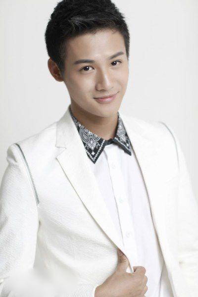 http://www.newswatch247.com/pics/star/pic/ef864903f643a568696b7ef36846ae2a.jpg