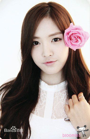 http://www.newswatch247.com/pics/star/pic/f05f2b1a585b35eca5f59308f4d2baee.jpg