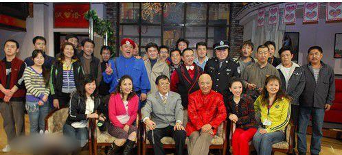 http://www.newswatch247.com/pics/star/pic/f0c1c1b6ce3d15e6052ec85a686402c4.jpg