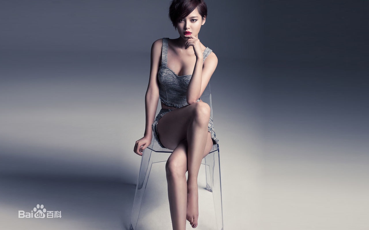 http://www.newswatch247.com/pics/star/pic/f0d9cc3c68f6756a9bf3f6332be8de31.jpg