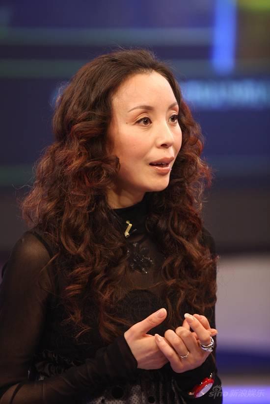 http://www.newswatch247.com/pics/star/pic/f14d/eeff2884ed5551722658aa7dc835.jpg