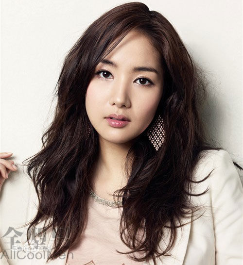 http://www.newswatch247.com/pics/star/pic/f1bb25db6e43f5fd8b41a6e65c647165.jpg