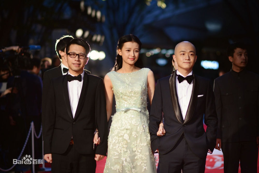 http://www.newswatch247.com/pics/star/pic/f1e5a51d1ee42c7b849284f6906502e8.jpg