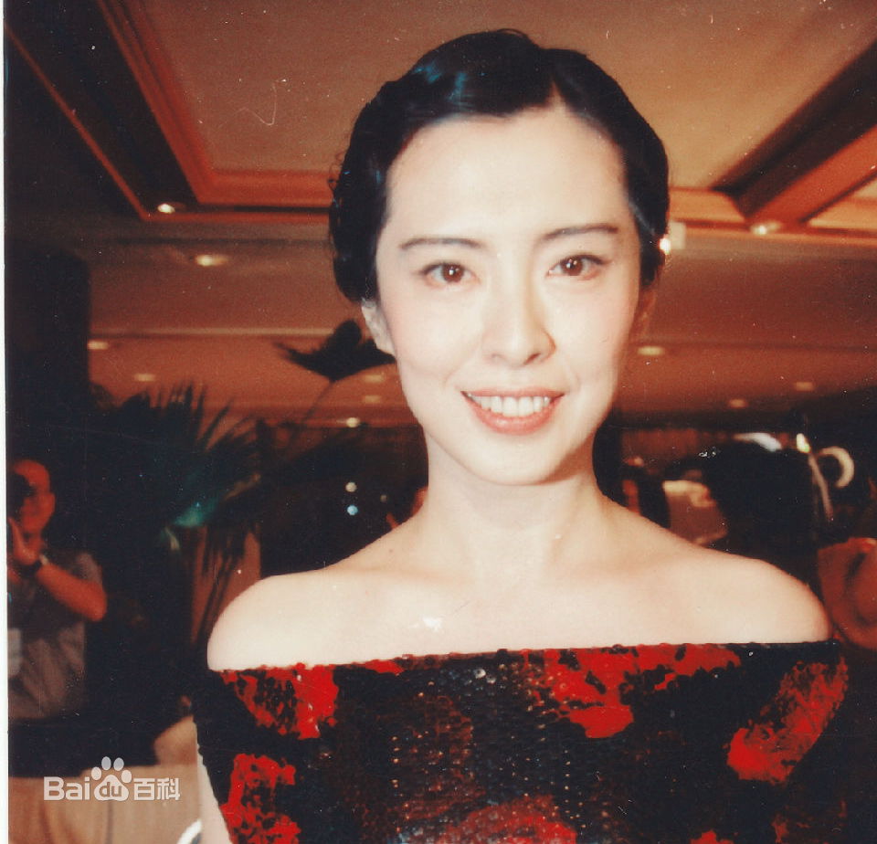 http://www.newswatch247.com/pics/star/pic/f255296cce5f5610aff0a6ab35c54d31.jpg