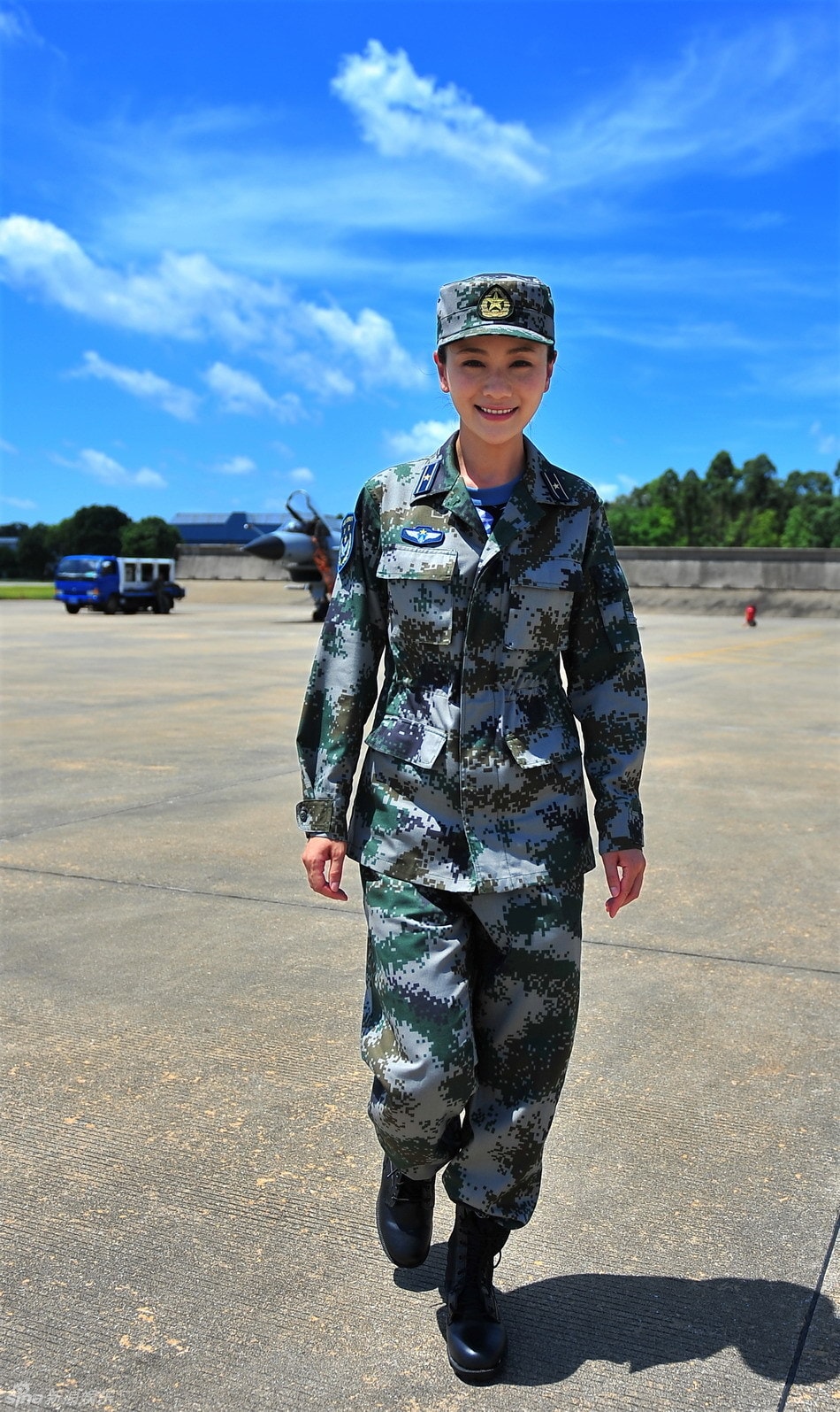 http://www.newswatch247.com/pics/star/pic/f2bb31420721cdce9db6911bb521d508.jpg