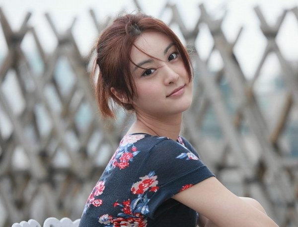 http://www.newswatch247.com/pics/star/pic/f2d8/75dd0e9d34f57d9631d0c926a725.jpg