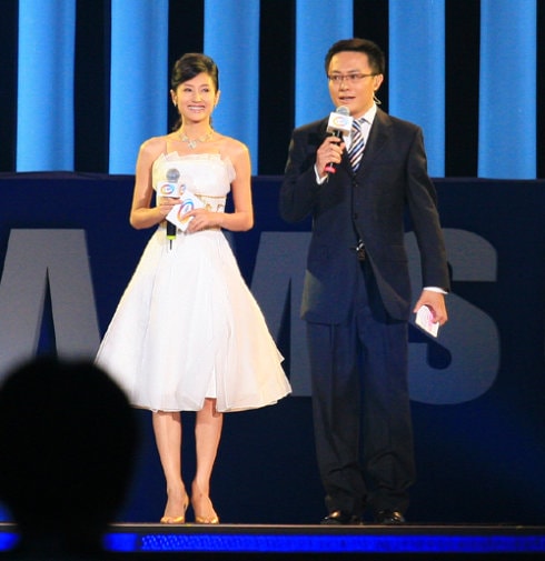http://www.newswatch247.com/pics/star/pic/f3f6/86c98ef79af95c6d0818b7663624.jpg