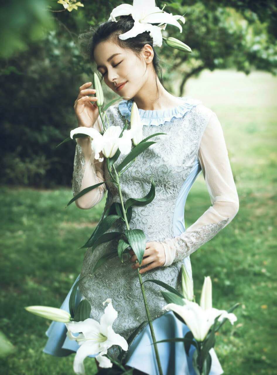 http://www.newswatch247.com/pics/star/pic/f4ed/915d0faef2f286f12924ec3e8f73.jpg