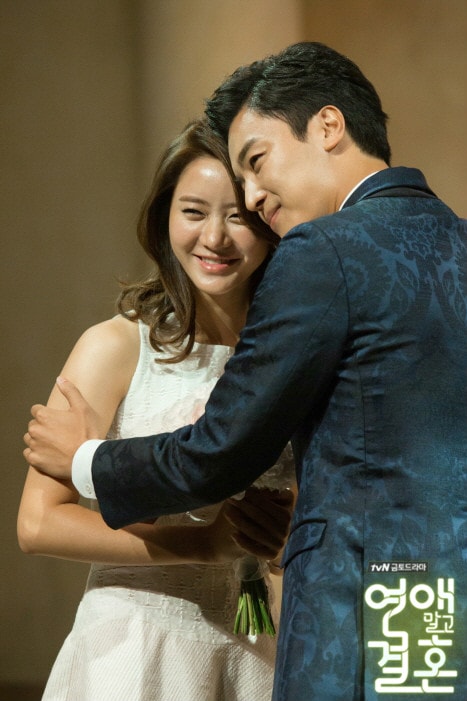 http://www.newswatch247.com/pics/star/pic/f53c2a4b8dbdf9f9a15e5929806418b1.jpg