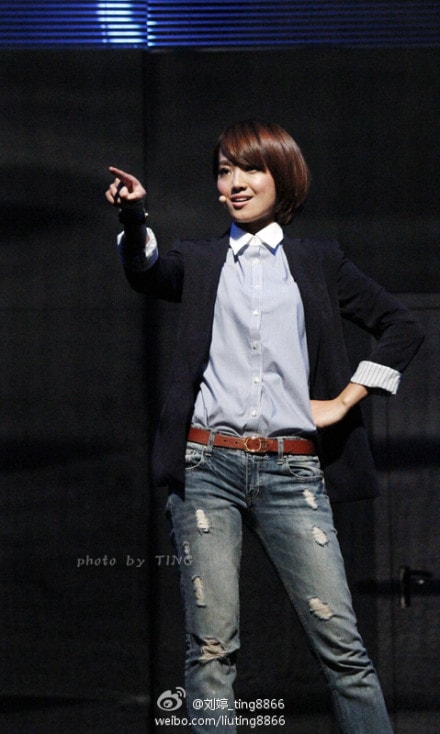 http://www.newswatch247.com/pics/star/pic/f53eec1aa29c6b550833a5c36d812309.jpg