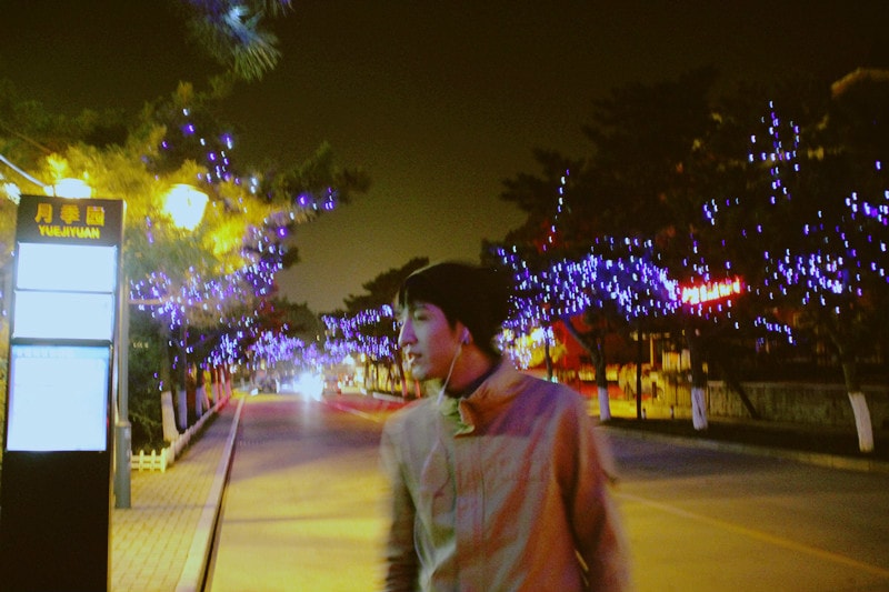 http://www.newswatch247.com/pics/star/pic/f58bcf8ca9a6351a07e9e0f27306308c.jpg