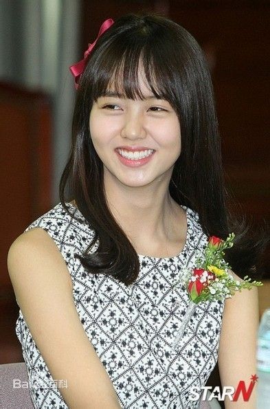 http://www.newswatch247.com/pics/star/pic/f5b711bd145a41d8d8c99fc191f70ef2.jpg