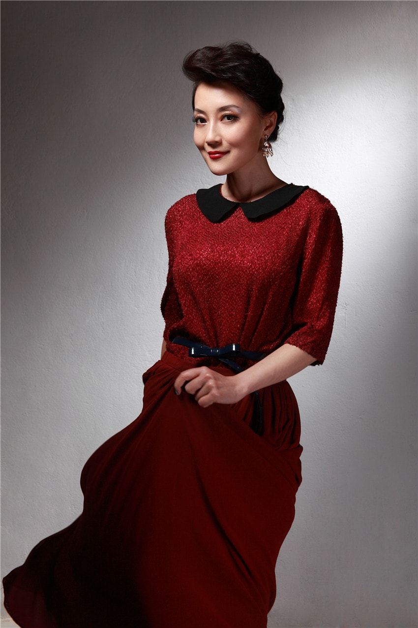 http://www.newswatch247.com/pics/star/pic/f5db19c196f11a6d10a455995e582dc6.jpg