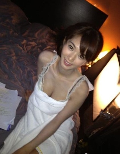 http://www.newswatch247.com/pics/star/pic/f615aa64abc5d60316194a86620eabec.jpg