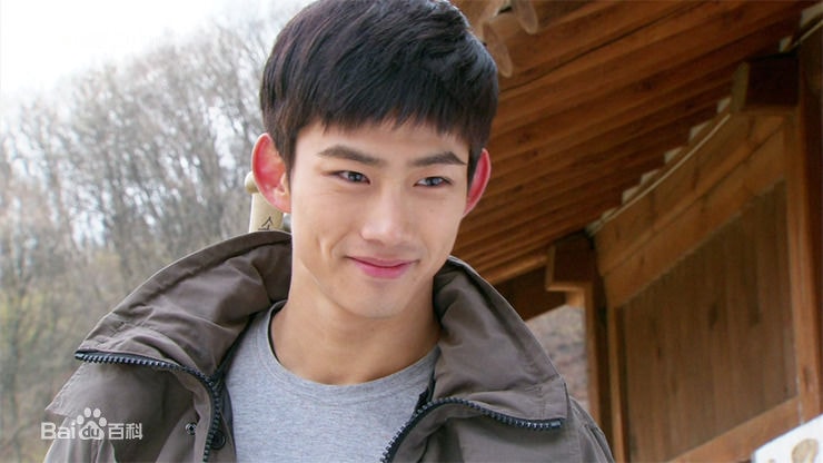 http://www.newswatch247.com/pics/star/pic/f6b927219627772739889ef71250e226.jpg