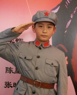 http://www.newswatch247.com/pics/star/pic/f6db94f63c5b1041fee88db2621e757f.jpg