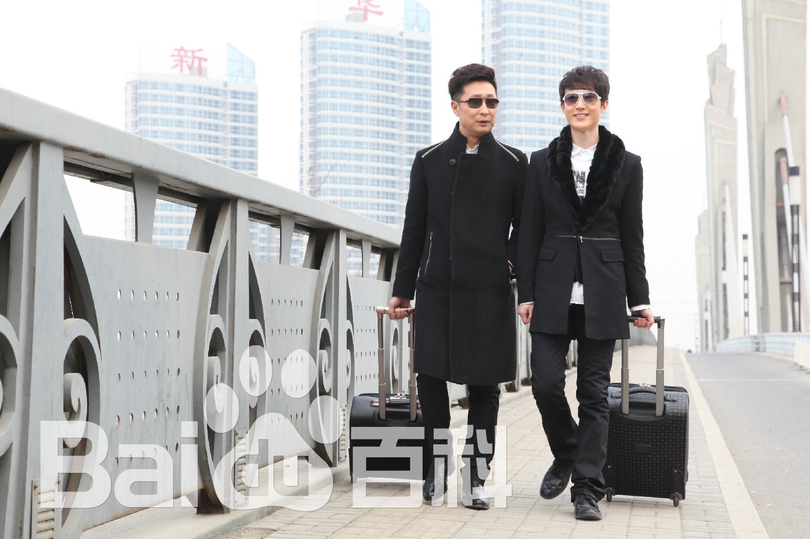 http://www.newswatch247.com/pics/star/pic/f6e2e6c3f18ea08ced59856a1cd87feb.jpg