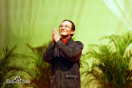 http://www.newswatch247.com/pics/star/pic/f755d662eaae8769f3d9b6faaac54c57.jpg