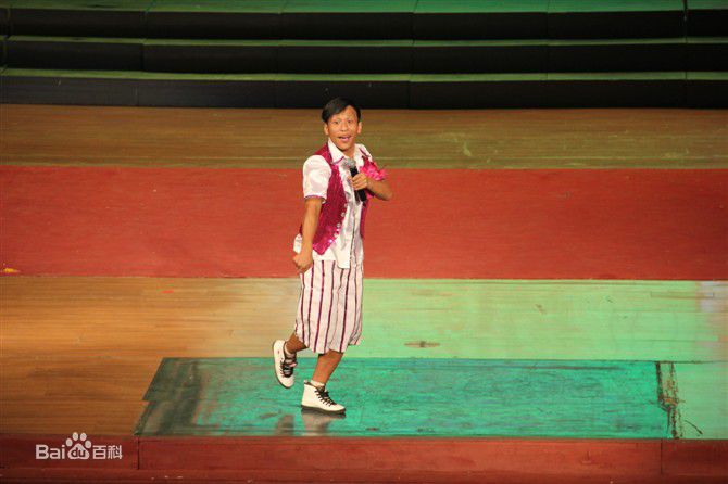 http://www.newswatch247.com/pics/star/pic/f7563441eff5e2a3b2aeec336f24abbb.jpg