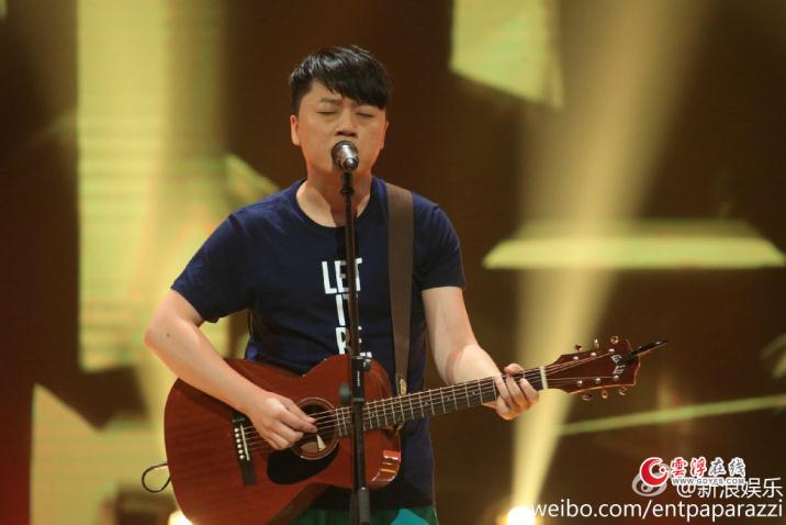 http://www.newswatch247.com/pics/star/pic/f85f8d9490be92207ebe3b4393f06a82.jpg
