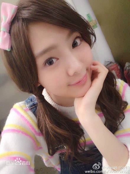 http://www.newswatch247.com/pics/star/pic/f89dea3c2aa3005fc23c17546ed99070.jpg