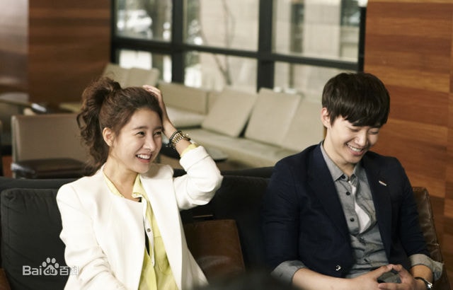 http://www.newswatch247.com/pics/star/pic/f8b1daa418d4f55b123726ecd29cf498.jpg