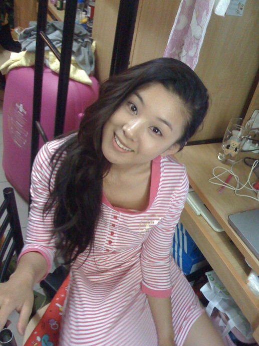 http://www.newswatch247.com/pics/star/pic/f8be5a22d10d21149e7c3ccf1a8d4c45.jpg