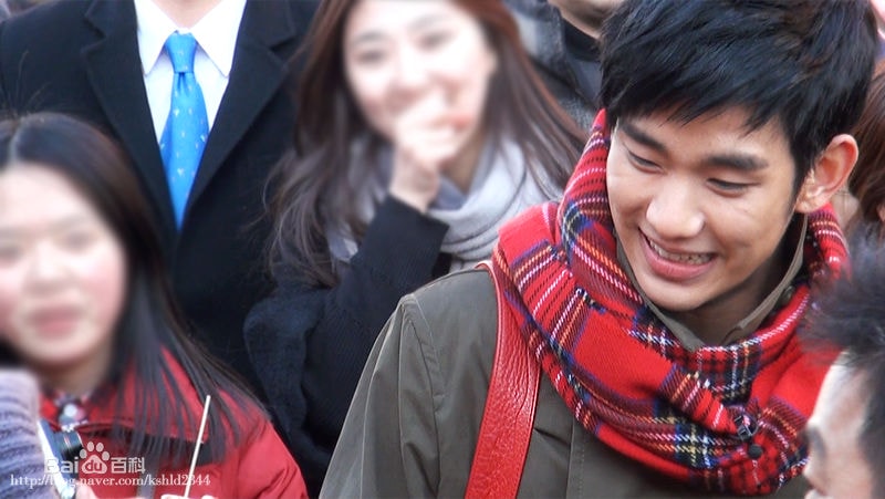 http://www.newswatch247.com/pics/star/pic/f9953f5439383005e9bf535ee9eafd6a.jpg