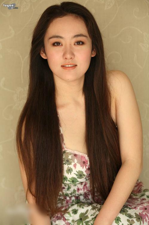 http://www.newswatch247.com/pics/star/pic/fa2ce3afbf17b51a34cdf0582ee692c9.jpg