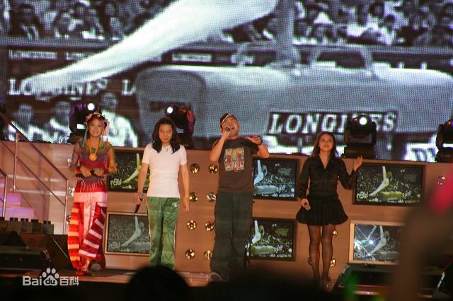 http://www.newswatch247.com/pics/star/pic/fa5dd50c43a96c096831deb405c343f3.jpg