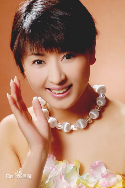 http://www.newswatch247.com/pics/star/pic/fa721d13ca243f3d2da3ad866c932ae3.jpg