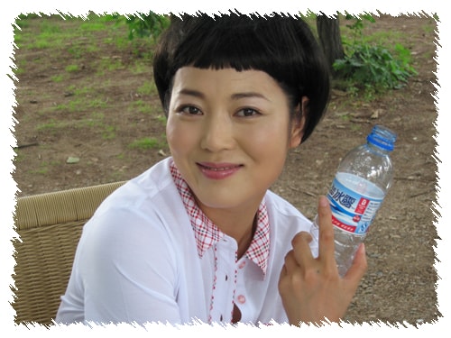http://www.newswatch247.com/pics/star/pic/fa9958c52dba6acb70f4e576e42236b7.jpg