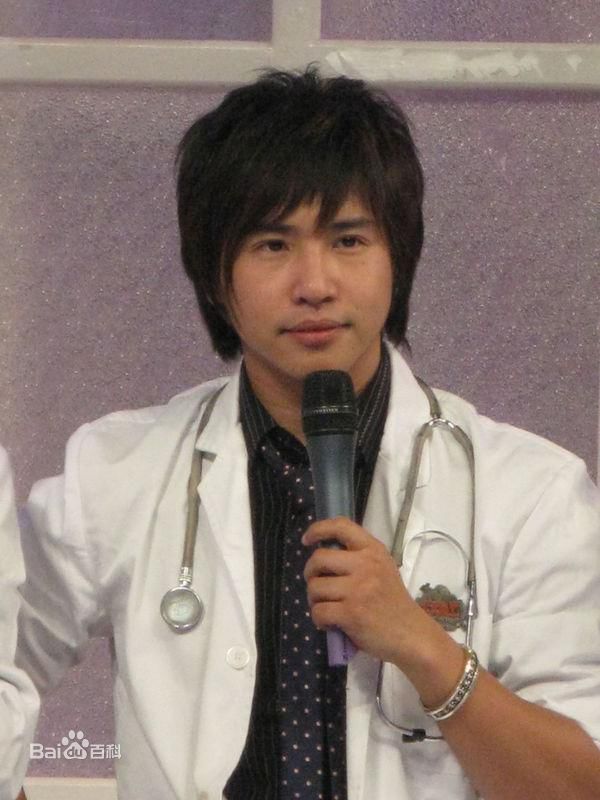 http://www.newswatch247.com/pics/star/pic/faba36b6feed36d8ff18f9fa211a8668.jpg