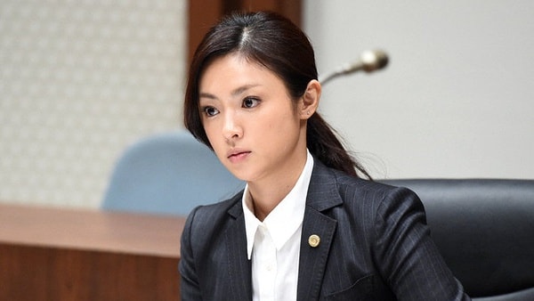 http://www.newswatch247.com/pics/star/pic/faf1b6e6ba322ff4a1a6550929ce4d0d.jpg