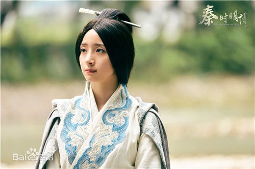 http://www.newswatch247.com/pics/star/pic/fbde15c048dc0c8fb09fe3daf14e6eb3.jpg