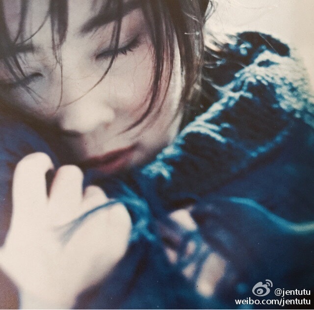 http://www.newswatch247.com/pics/star/pic/fbfe8787f7d68b2ab9ba9ef66db0f149.jpg