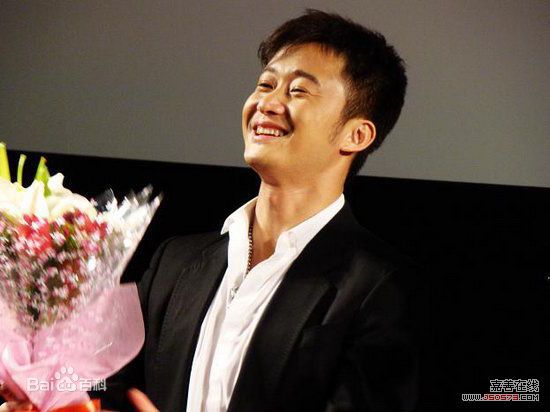 http://www.newswatch247.com/pics/star/pic/fc3dfa2ea6abfb93e249d16e3faaeff7.jpg