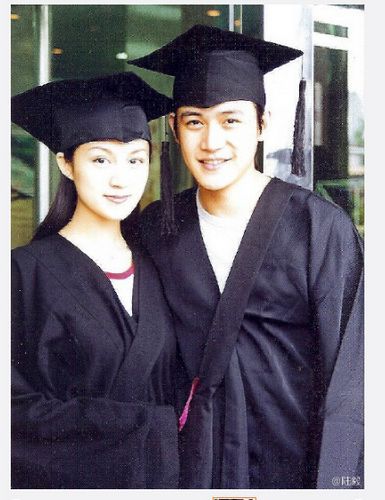 http://www.newswatch247.com/pics/star/pic/fd21/6ba6b19595e613ba2d8f9f169584.jpg