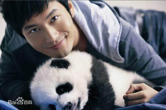 http://www.newswatch247.com/pics/star/pic/fe41511e1bea171dac5b936caa9b7872.jpg