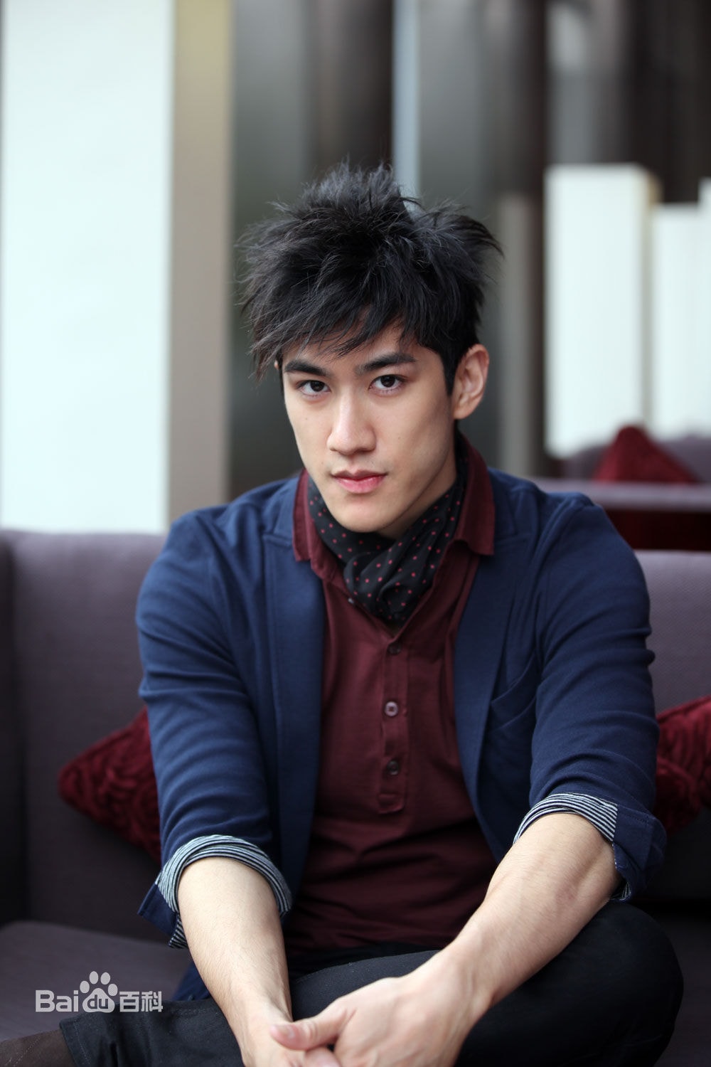 http://www.newswatch247.com/pics/star/pic/fe7563f48c6521dcfbb55a92f6f70d4e.jpg
