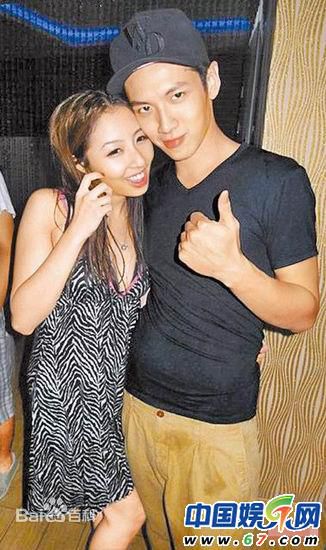 http://www.newswatch247.com/pics/star/pic/feaf754861056da2cdca3cca863c2507.jpg