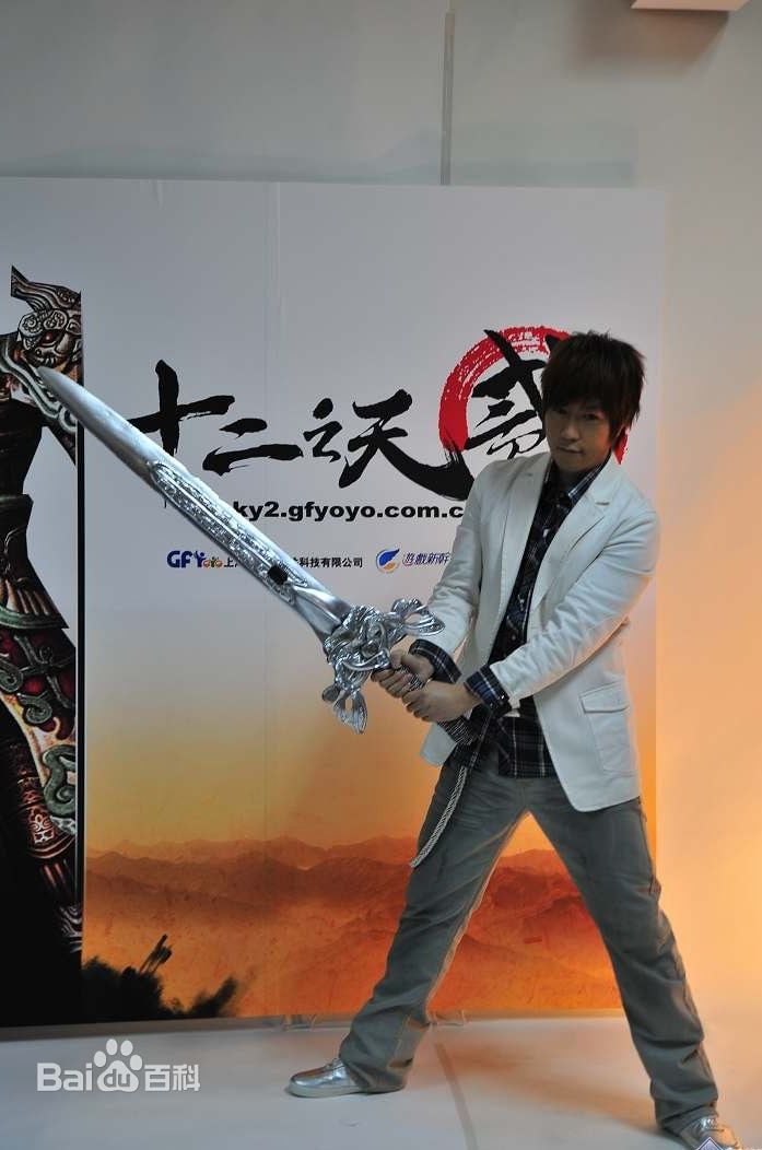 http://www.newswatch247.com/pics/star/pic/ff8af480565e9d0e260a7be9e78b03a7.jpg